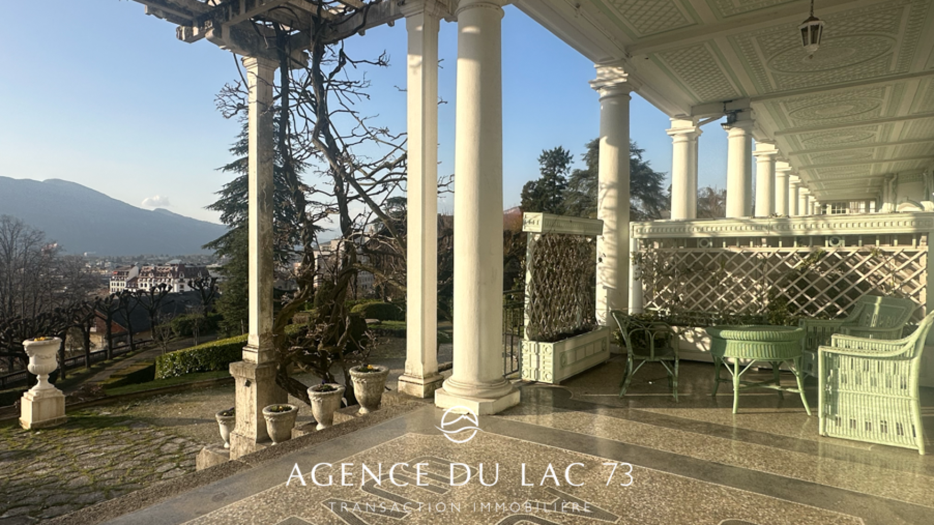 le splendide - studio- agence du lac 73 immobilier- Aix Les Bains
