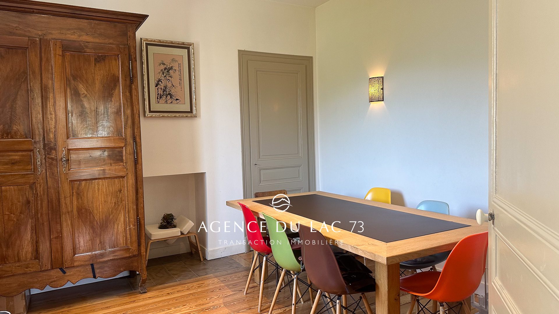 agence du lac 73 - salon