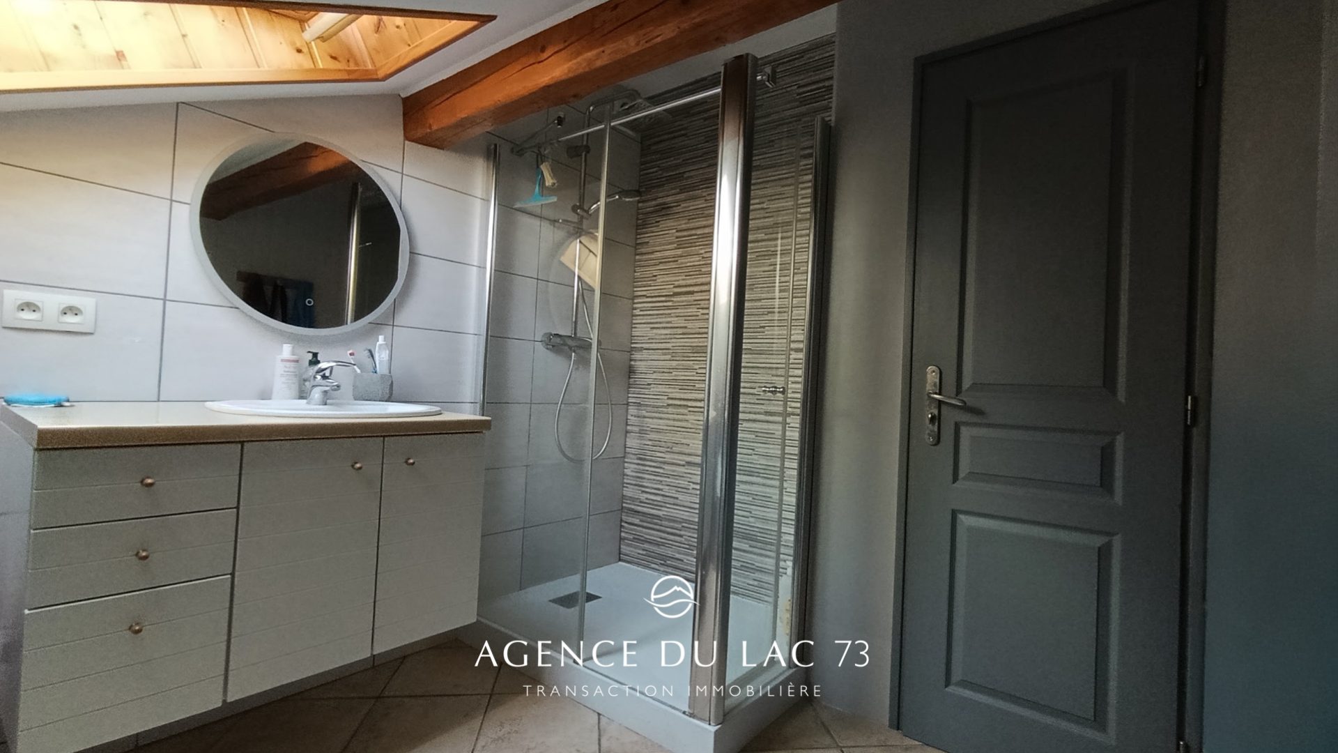 agence-lac-73-pugny-chatenod-maison-05