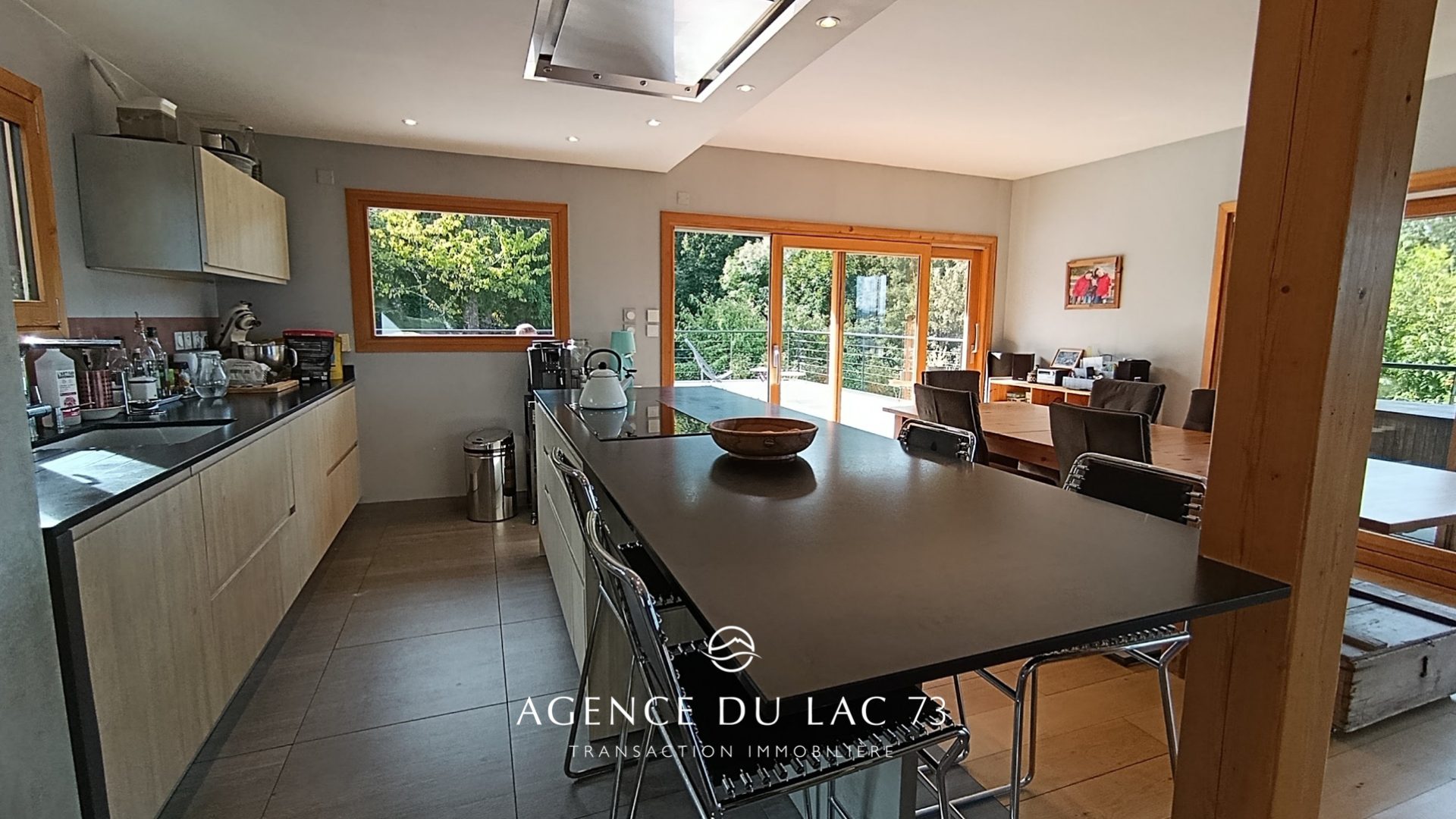agence-lac-73-pugny-chatenod-maison-09