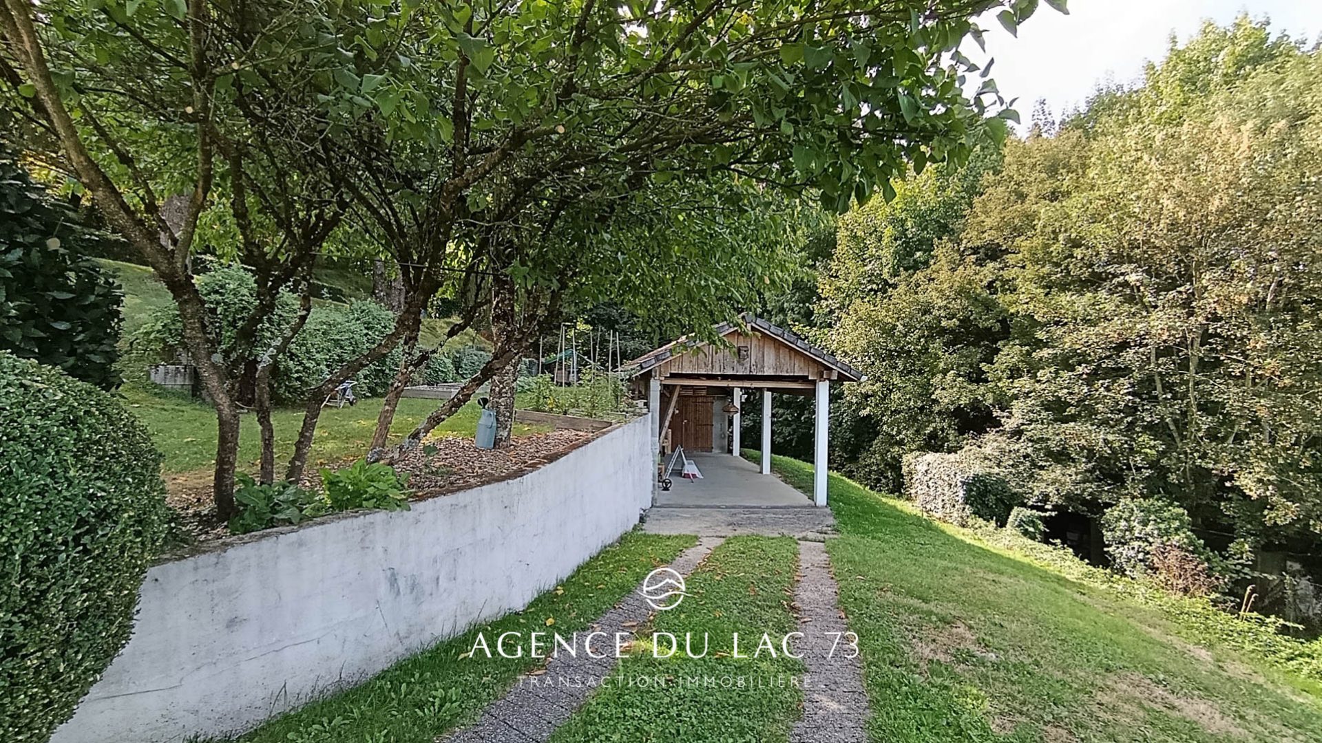 agence-lac-73-pugny-chatenod-maison-19